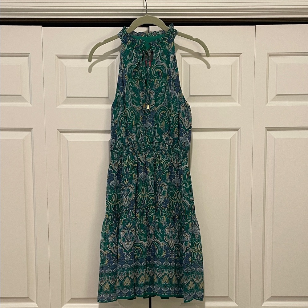 Vince Camuto Pretty blue/green patterned halter neck dress. Size S. NWOT